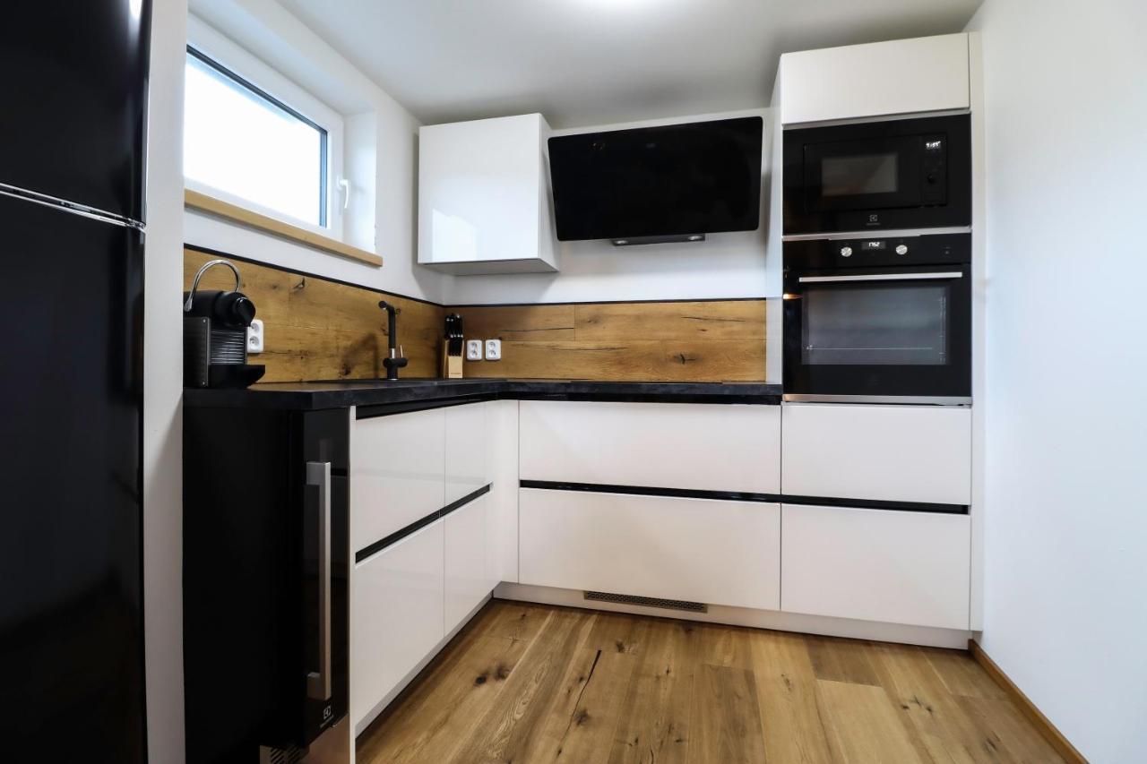 Woodhome - Luxury Mountain Apartment Horní Malá Úpa Buitenkant foto