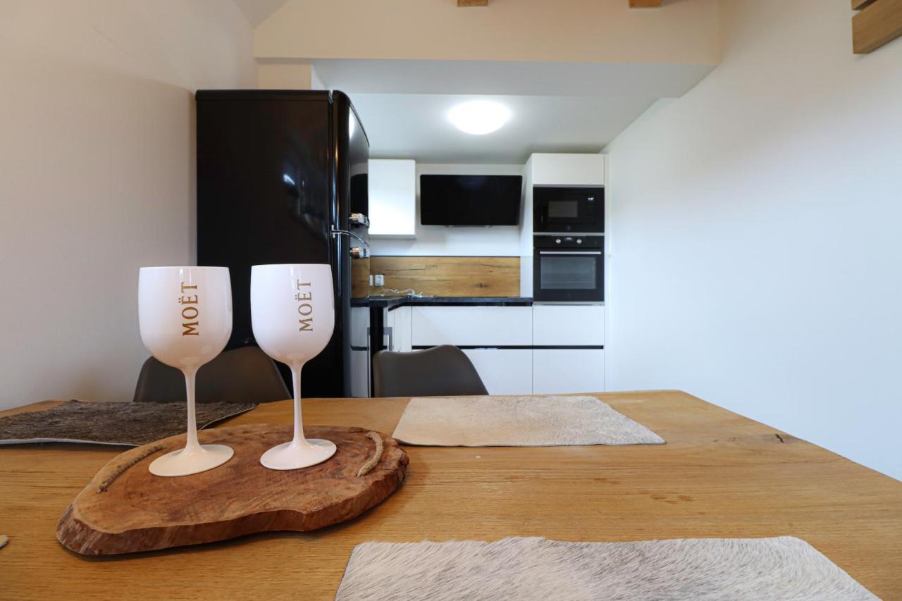 Woodhome - Luxury Mountain Apartment Horní Malá Úpa Buitenkant foto